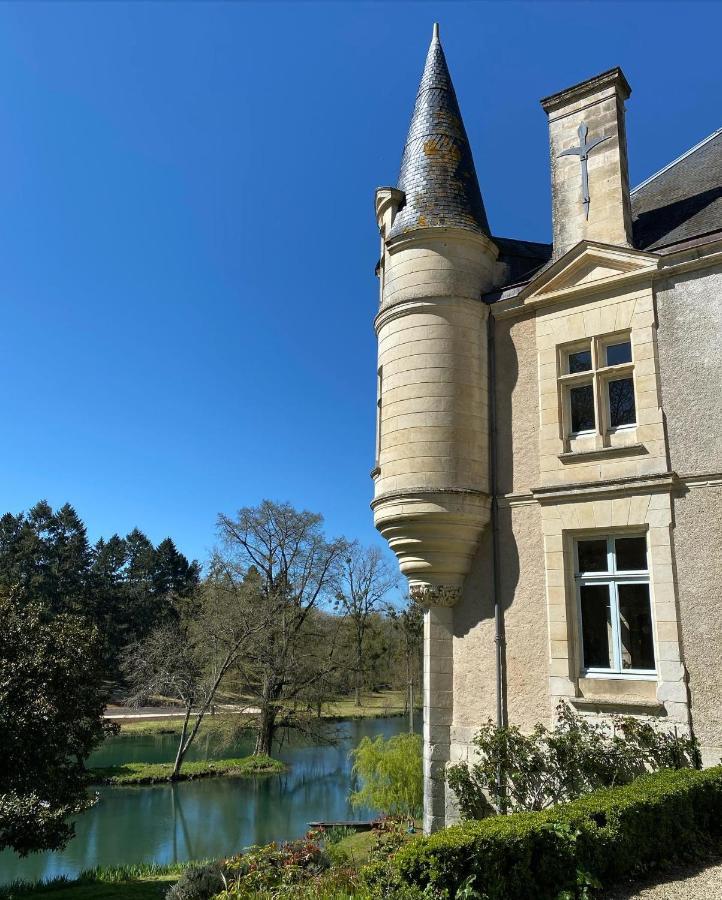 Chateau Des Loups - Les Cypres Echire Екстериор снимка
