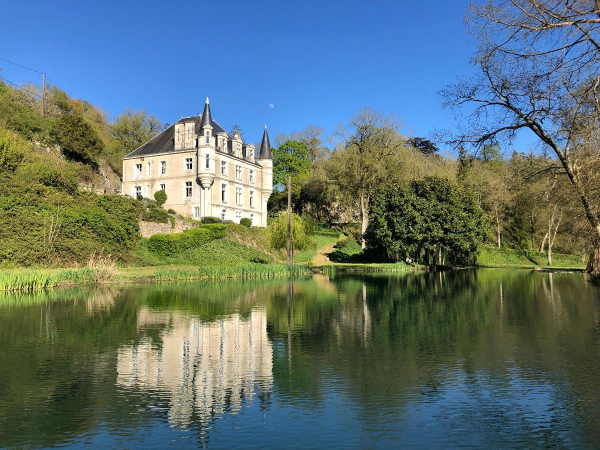 Chateau Des Loups - Les Cypres Echire Екстериор снимка