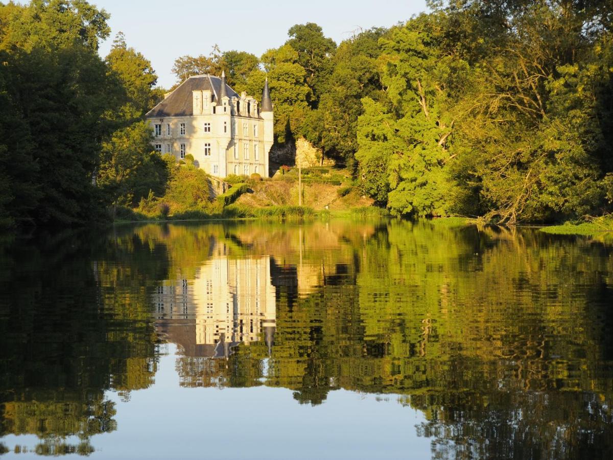 Chateau Des Loups - Les Cypres Echire Екстериор снимка